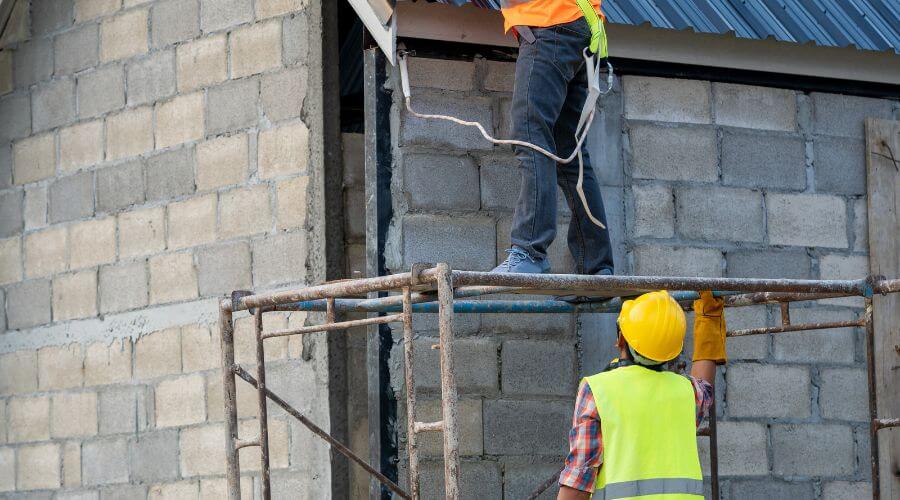 Professional residential roofers in Broughton, IL